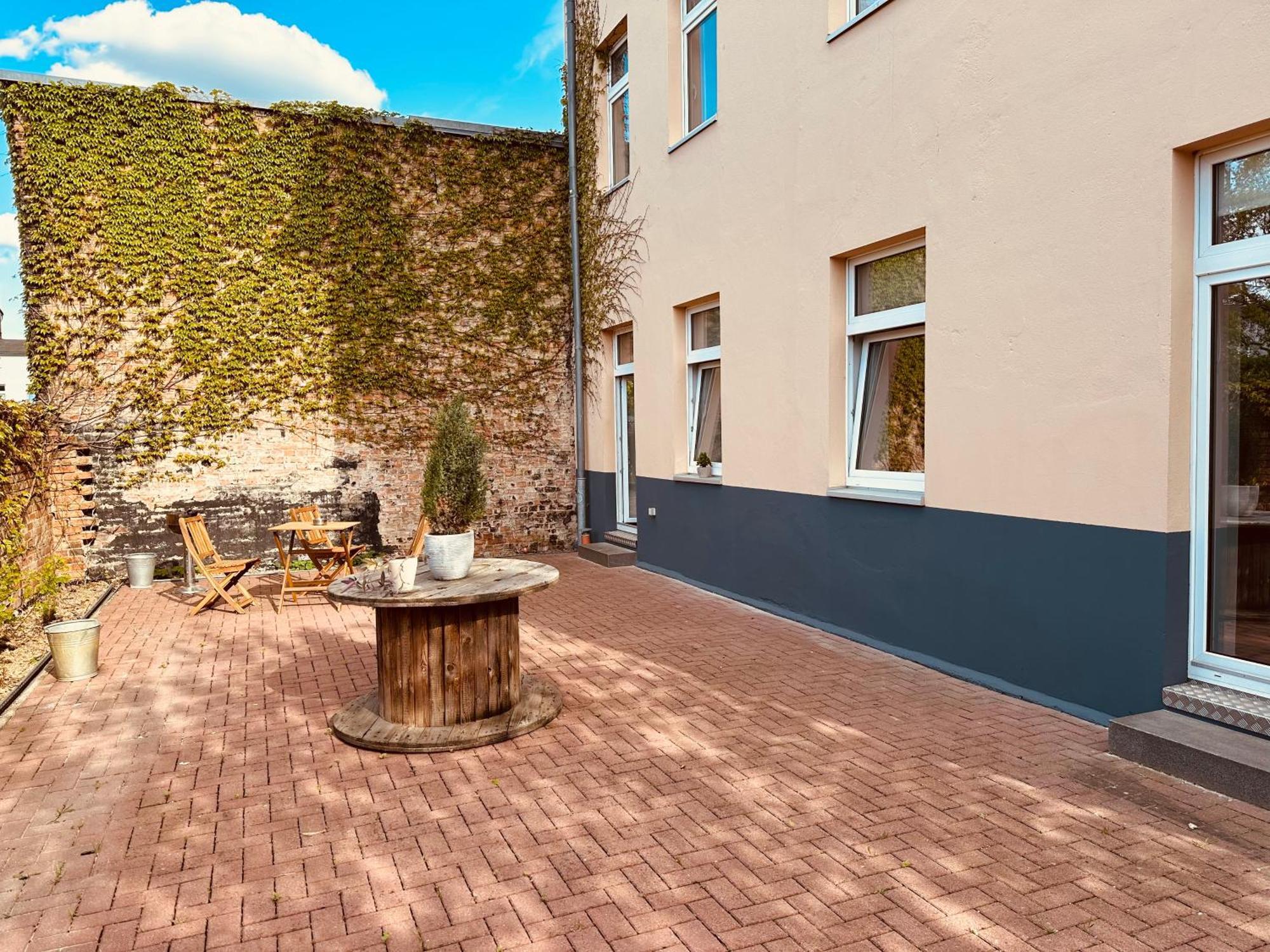 Moderne Wohnung In Eberswalde Exterior foto